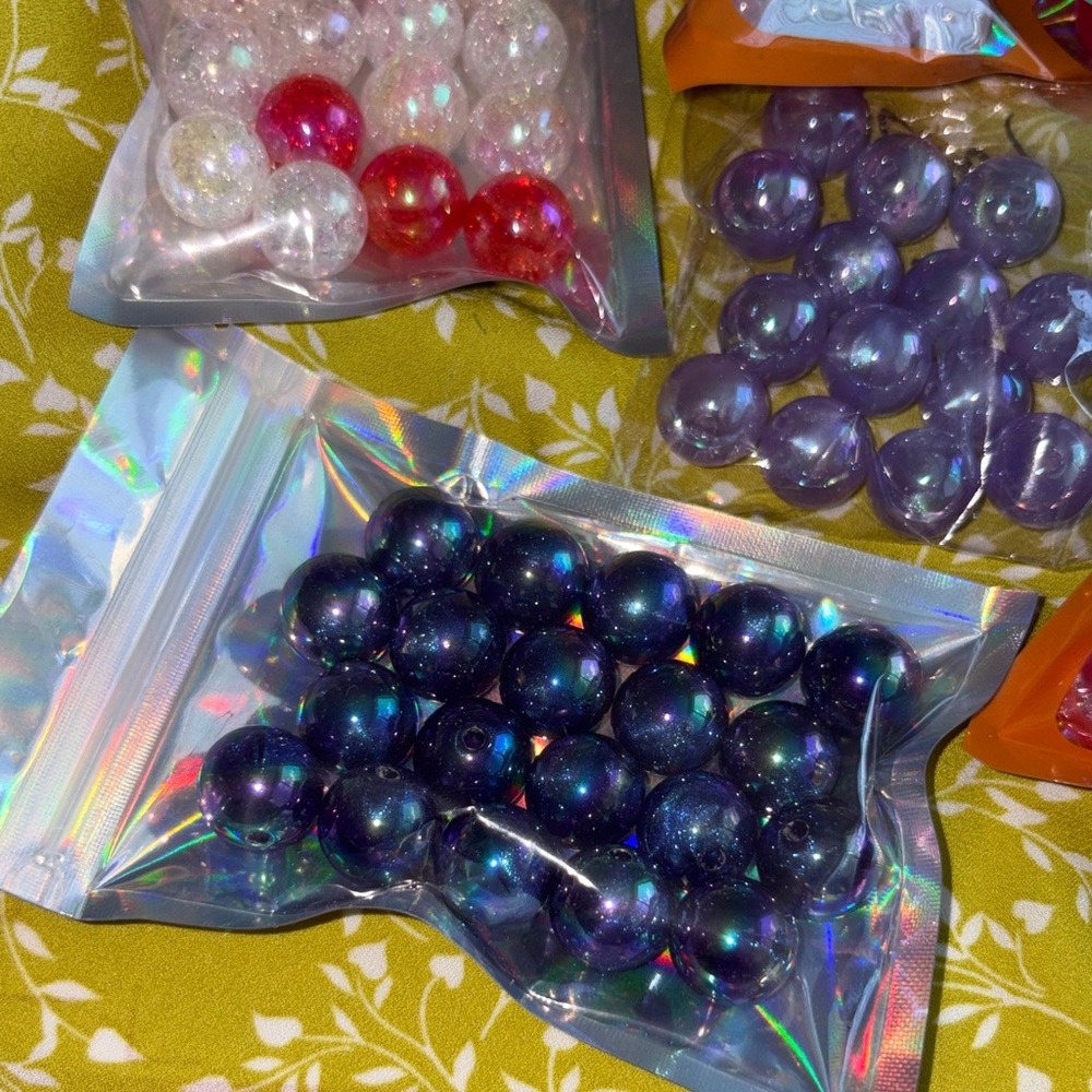 Assorted Iridescent Craft Beads - Pink, Blue, Purple, blue - FULL LOT - Picture 3 of 9